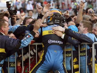  Renault.  AFP
