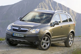 Opel Antara.  Opel 