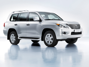 Lexus LX 570.  Lexus