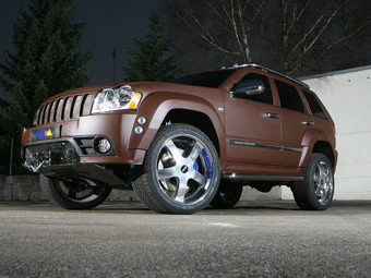Jeep Grand Cherokee SRT-8 Dune Project.  Delta4x4