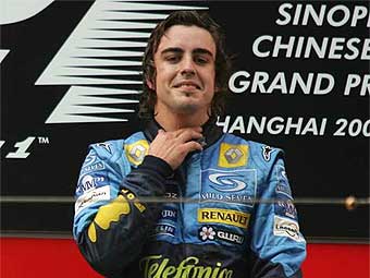     Renault, 2005 .    autosport.com