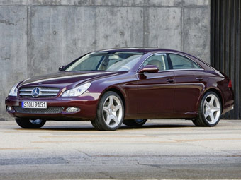 Mercedes-Benz CLS.  Mercedes-Benz