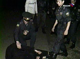 В Бурятии 40 посетителей караоке-клуба избили два наряда МВД, пытаясь раздеть че