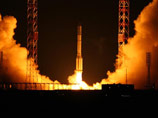 - "-",      (),    "-"     Intelsat 22    