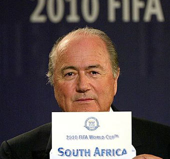       ,  -2010   .  Reuters