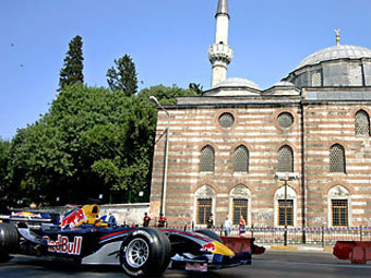      Red Bull   .    rtr-sport.ru