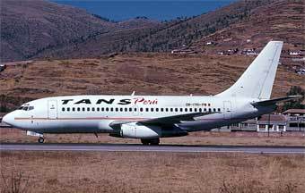 Boeing 737-200  Tans.    www.airliners.net