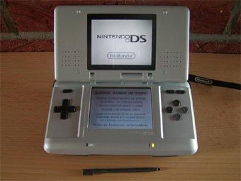 Nintendo DS,    wikipedia.com