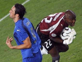   -2006  - .  AFP