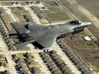   F-35.    www.jsf.mil
