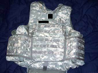 IOTV.    www.militaryphotos.net
