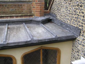  .    adamsonconstruction.co.uk
