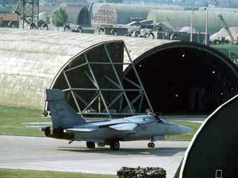  Aviano  .   .