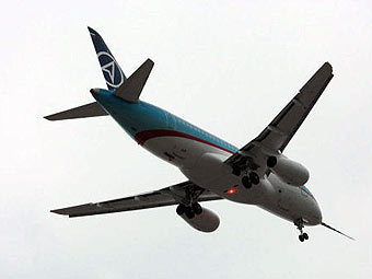 Sukhoi Superjet 100.    sukhoi.superjet100.com