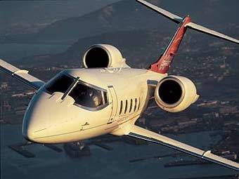  Bombardier.  - 
