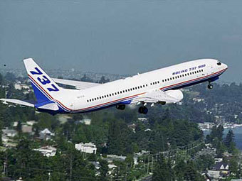 Boeing 737.    boeing.com