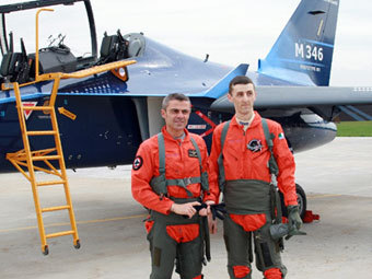   ()    M-346 Master.  Alenia Aermacchi.