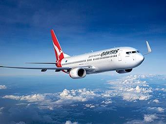 Boeing 737-800  Qantas.    boeing.com 