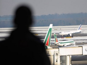  Alitalia  Air France   .   ©AFP