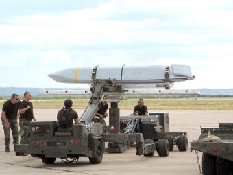 AGM-158 JASSM.    globalsecurity.com