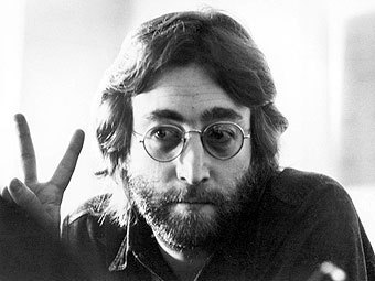  .    lennonthemusical.com
