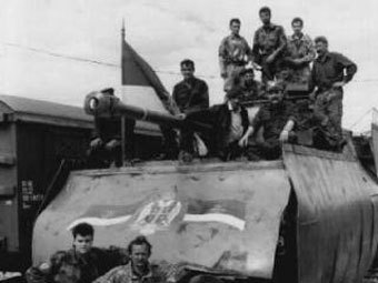     1991-1995 .    navoine.ru