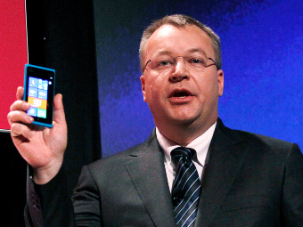  Nokia     Lumia 900,  Reuters
