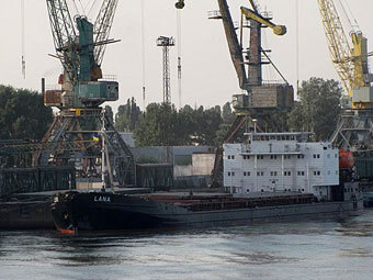  LANA.    marinetraffic.com