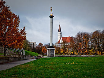 .    wikipedia.org  Magnus Manske