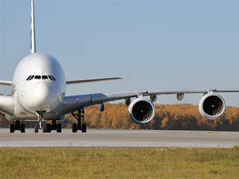 Airbus A380.  "."